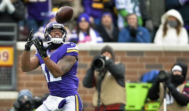 Minnesota Vikings wide receiver Charles Johnson catches a long pass for a touchdown in the in first quarter as the Minnesota Vikings play the New York Jets at TCF Bank Stadium in Minneapolis on Sunday, December 7, 2014. (Pioneer Press: Ben Garvin)